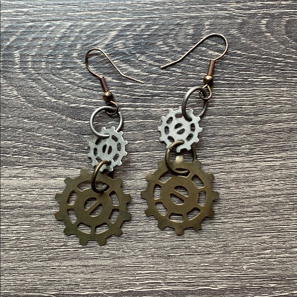 Jewelry - (🚨SOLD) Hand made cog earrings